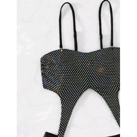 Black Detail Cut Out One Piece Swimsuit - Picture 2 of 7